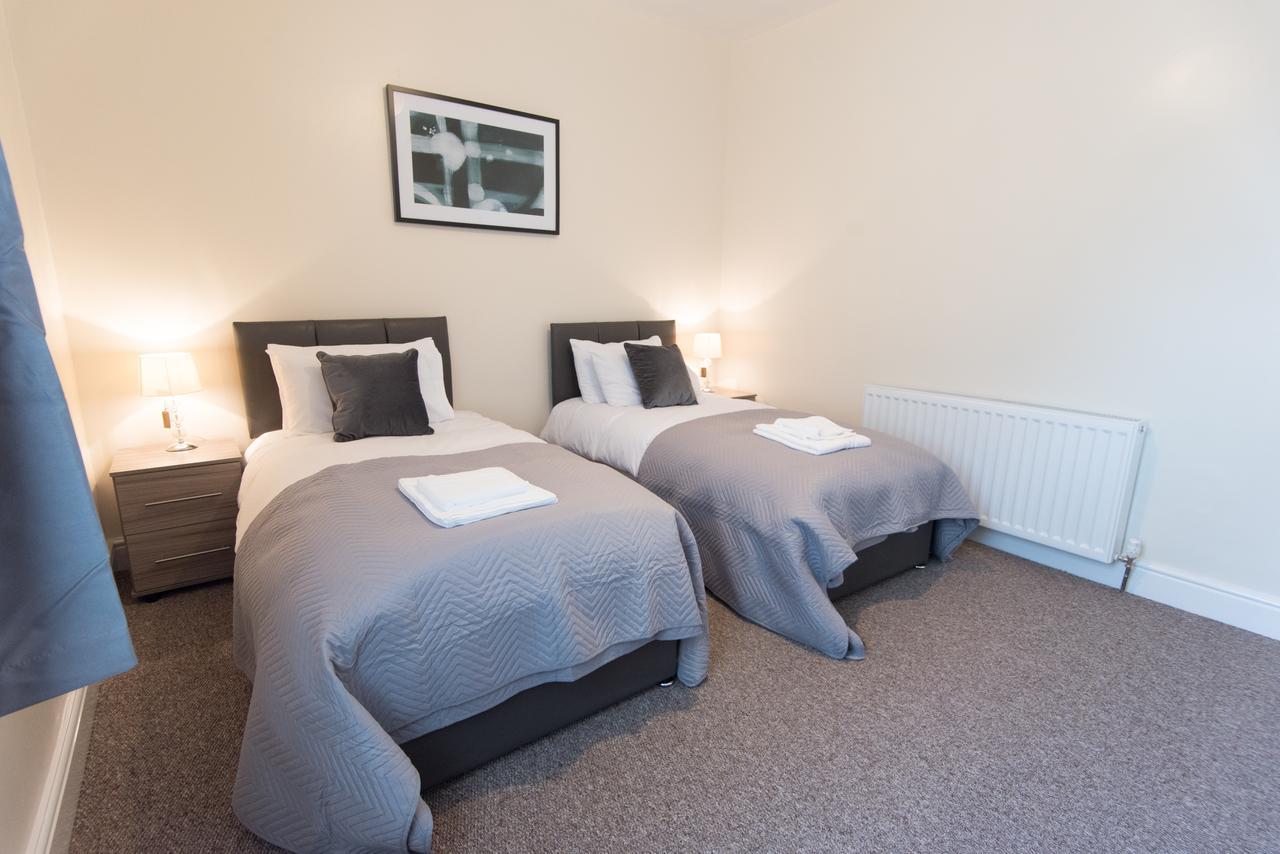 Campbell House Villa Gainsborough Bagian luar foto